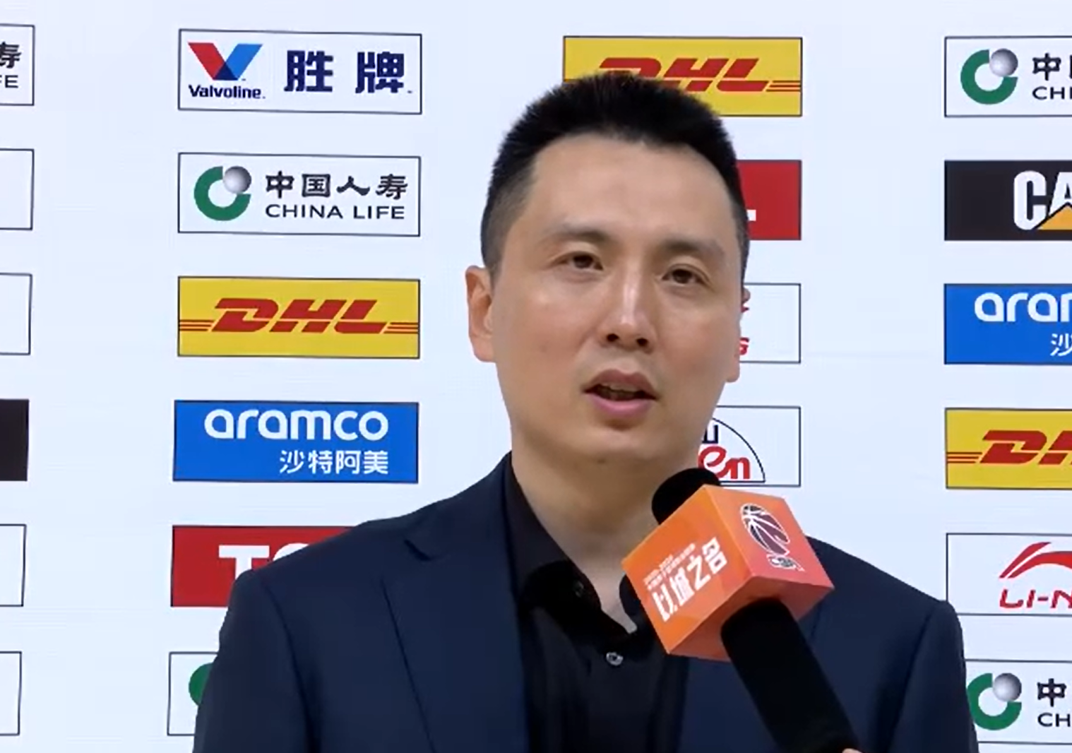 芒果体育官方网站-上海队更衣室，卢伟讲话内容曝光！球迷：杜锋怎么看？